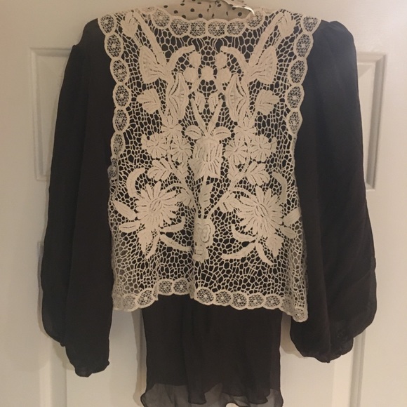😍NWT ZARA crochet & lace Top - Picture 5 of 9